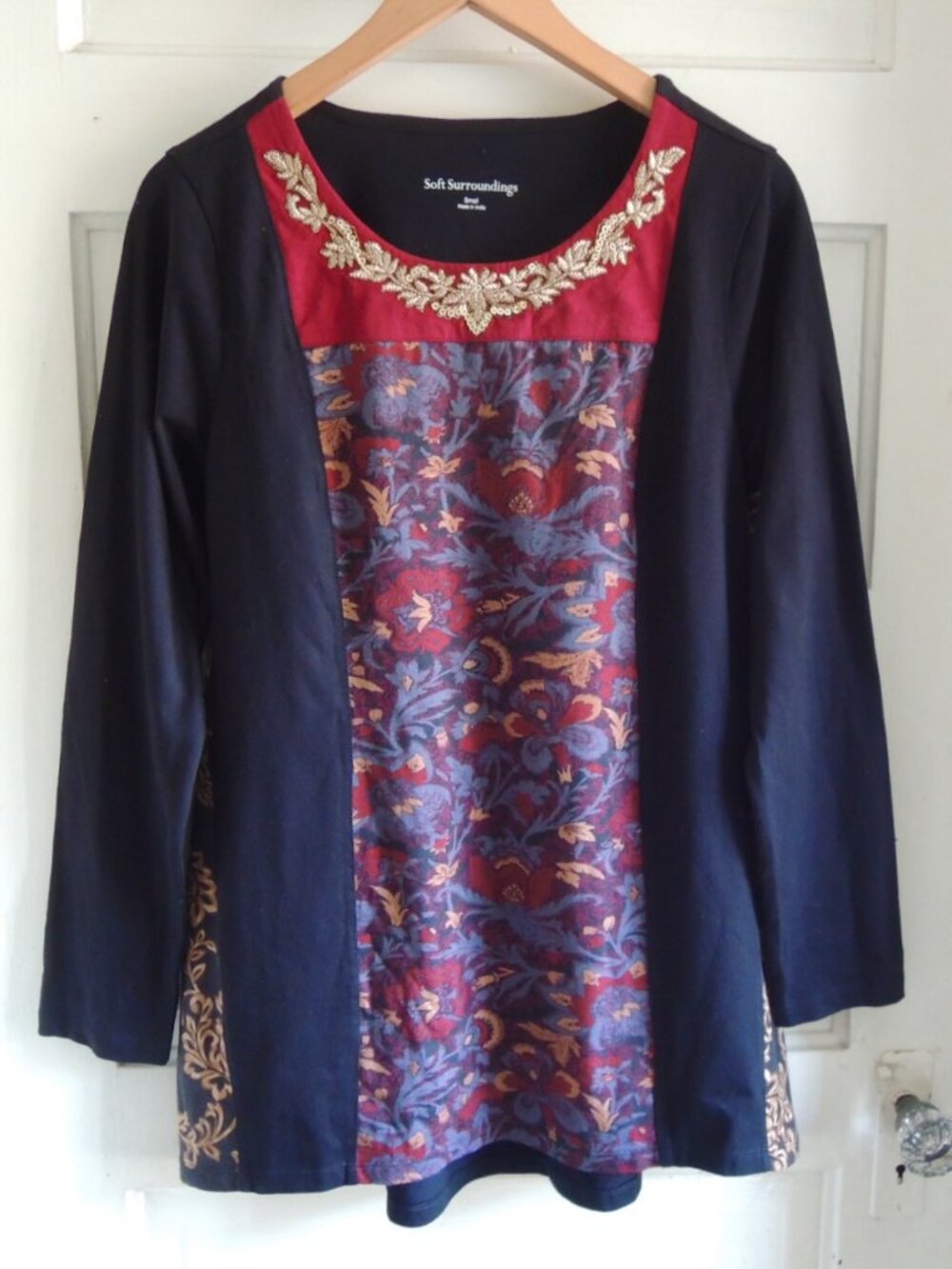 Soft Surroundings Black & Burgundy Floral Gold Embellished Tunic S